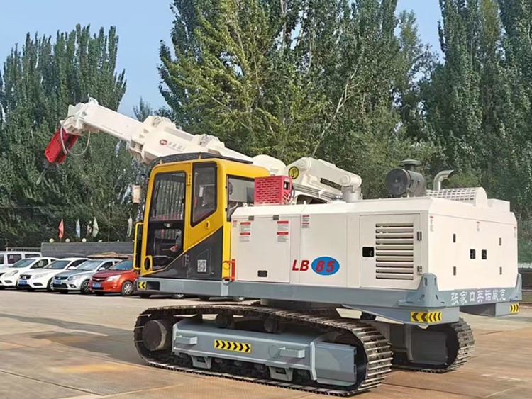 LB85A遙控型拆爐機